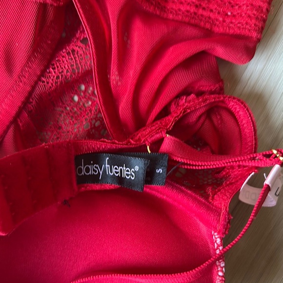 Daisy Fuentes Red Lace Teddy with Adjustable Straps - Picture 5 of 5